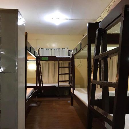 Austria'S Guest House El Nido Esterno foto