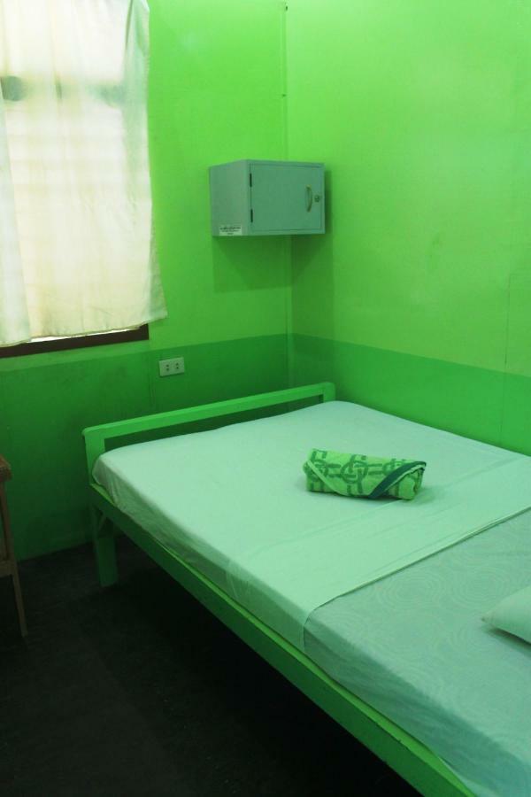 Austria'S Guest House El Nido Esterno foto