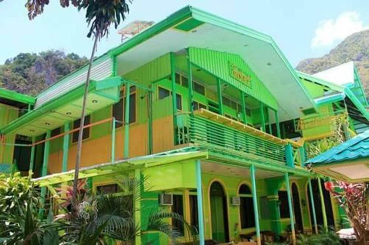 Austria'S Guest House El Nido Esterno foto